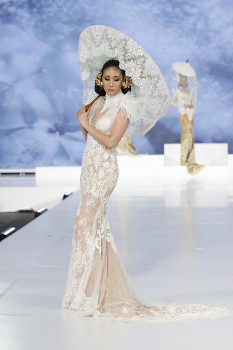 Indonesia Mahardika, Karya Anne Avantie di Penutupan  JFF 2018