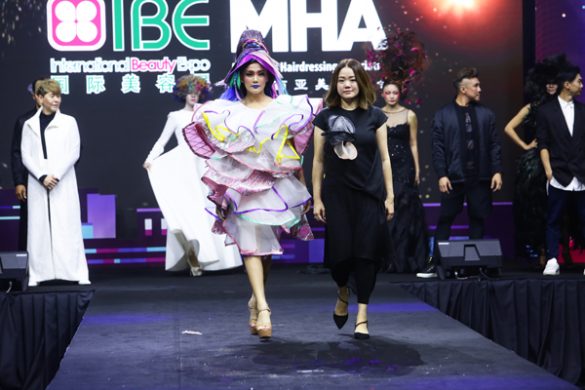Karya Spektakuler Marina Adia Indra di Panggung Opening Grandeur IBE 2019